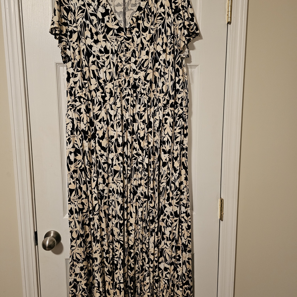 Lane Bryant Black and Cream Maxi Dress